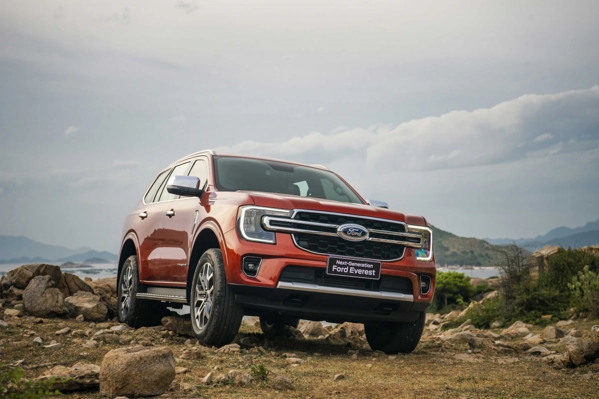 xe 7 cho may dau chon hyundai palisade hay ford everest hinh anh 4