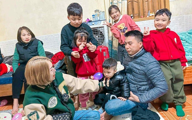 Hết lòng yêu thương 2 con riêng của chồng, mẹ kế U40 nhận 'trái ngọt' - Ảnh 5.