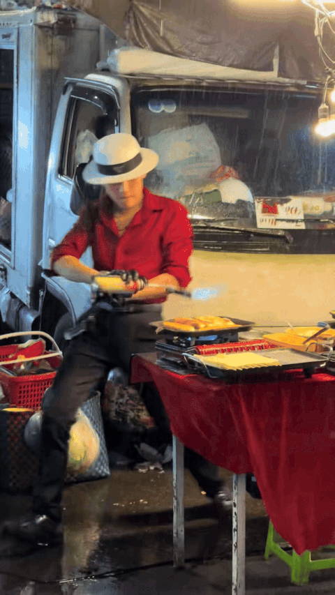 Bất ngờ với danh tính 