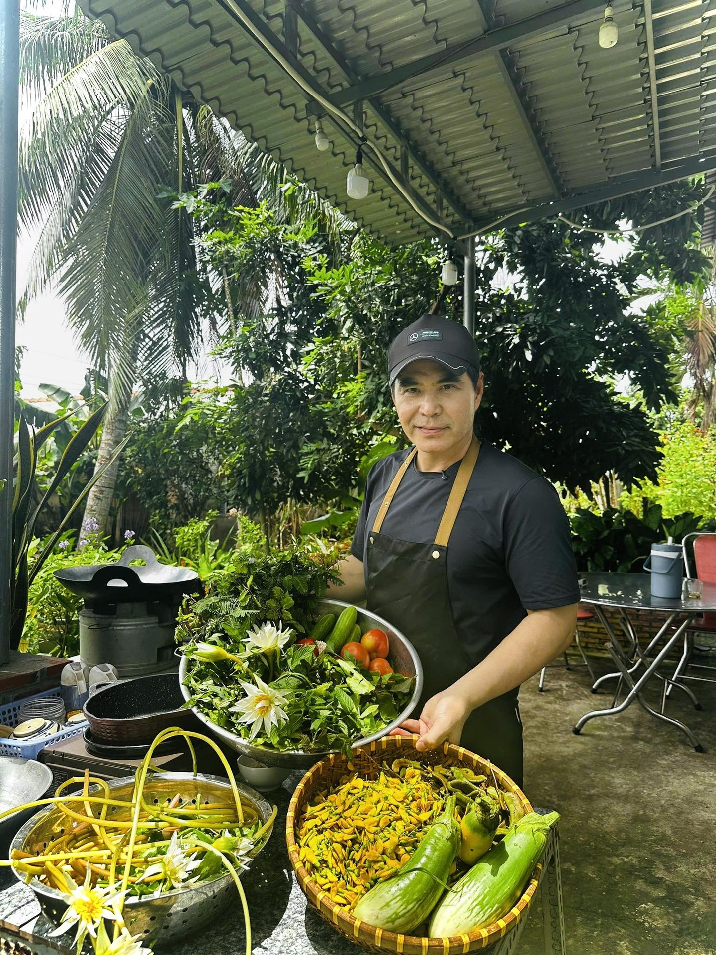 Nam diễn viên là 