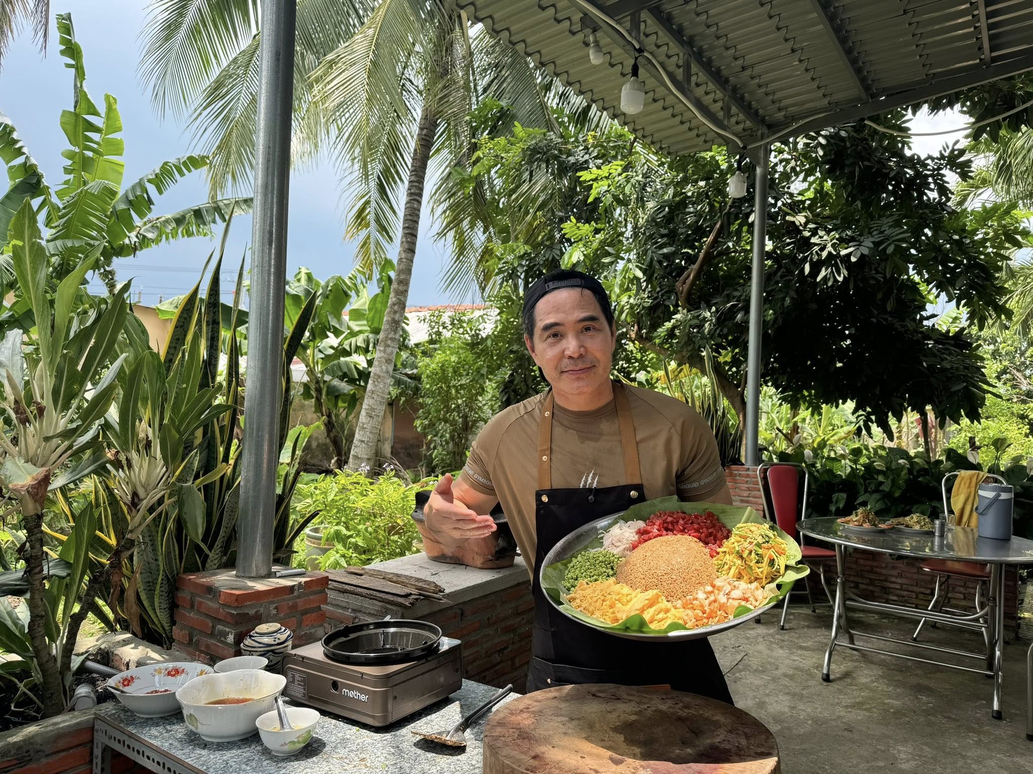 Nam diễn viên là 