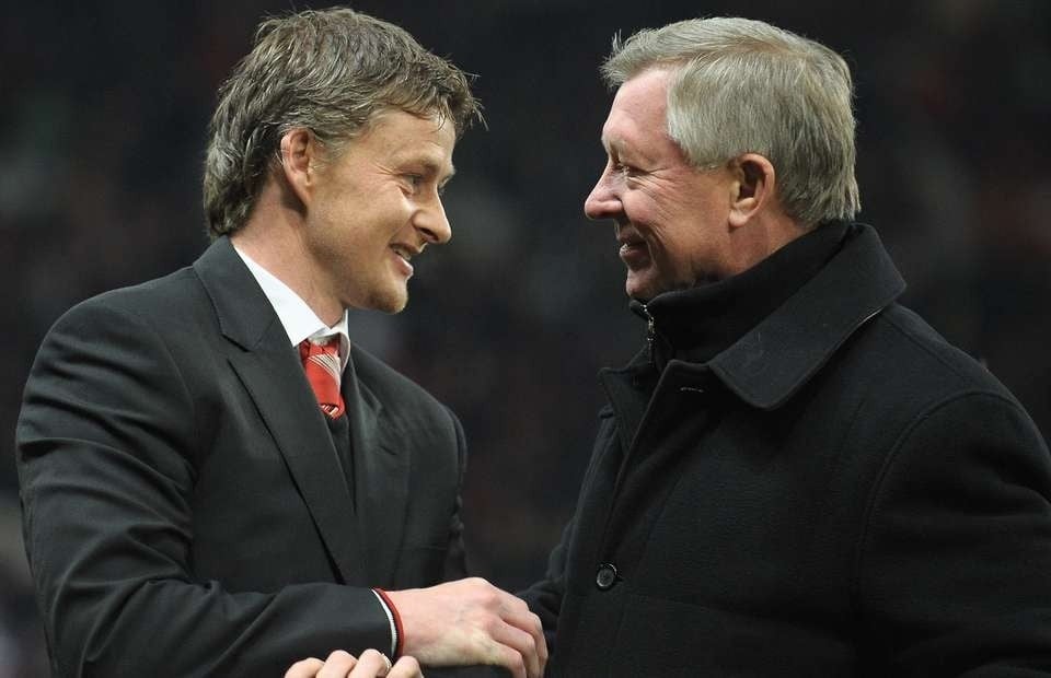 26-1758868868-man-utd-can-nha-cam-quan-chu-khong-can-chien-luoc-gia.jpg