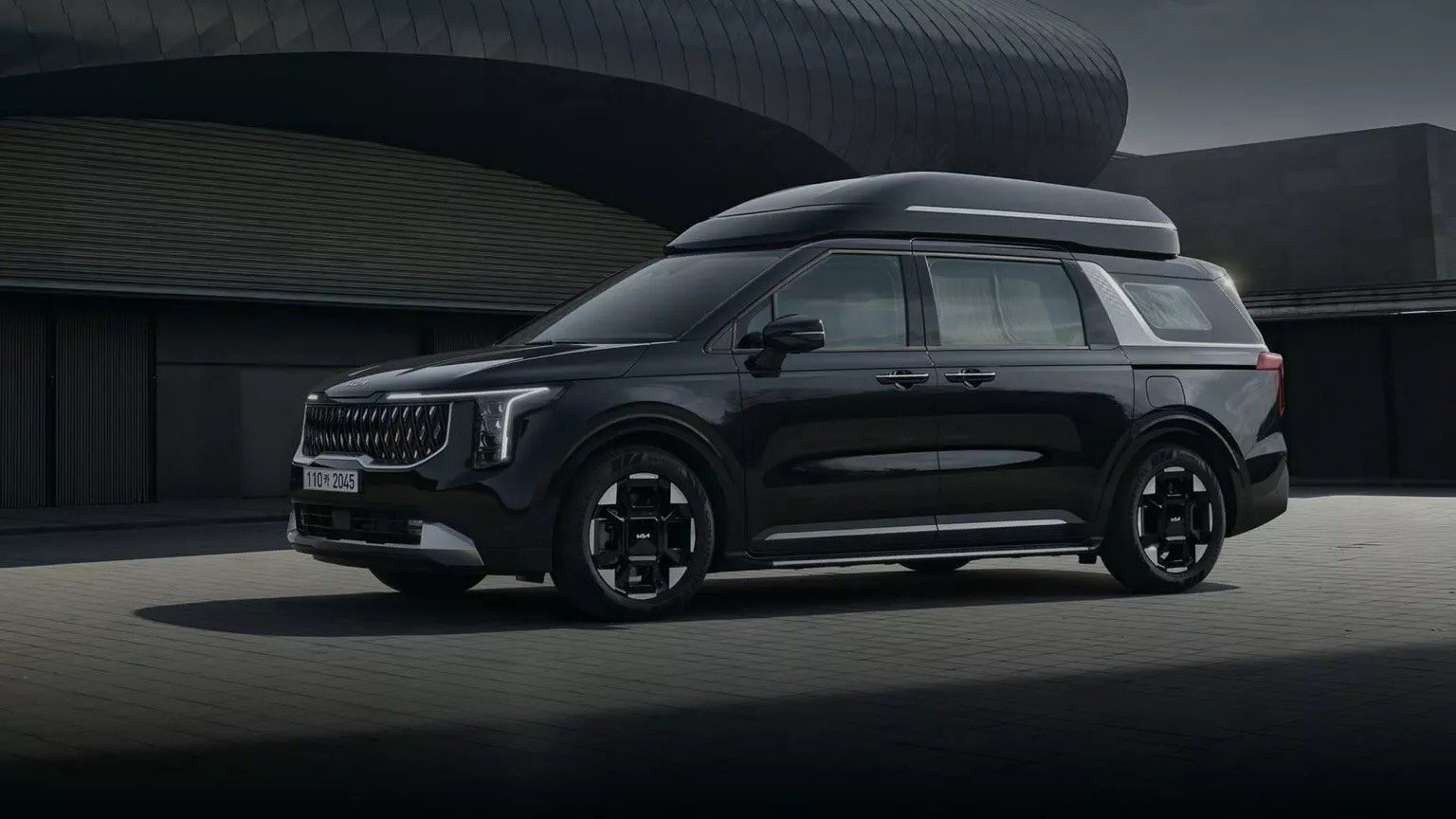Kia Carnival bản 'chủ tịch' ra mắt Việt Nam cuối tuần này: Nội thất dễ thêm ghế massage, màn hình lớn phía sau, nóc xe có chi tiết đặc biệt- Ảnh 3.