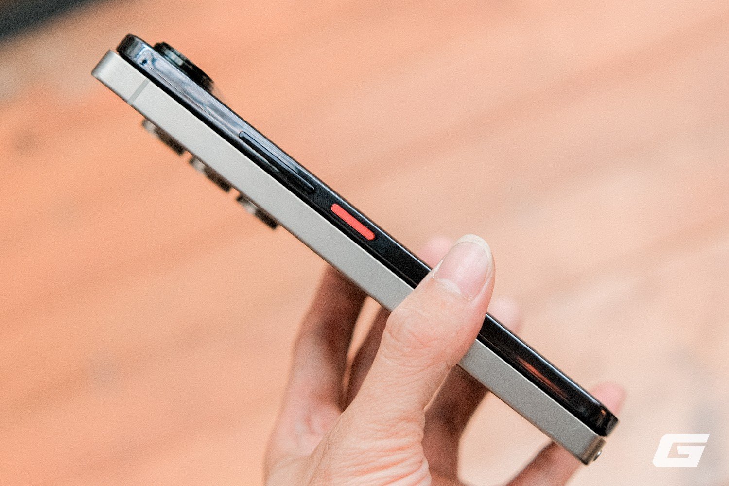 Đây là 'iPhone Air' của người lương 5 triệu- Ảnh 7.