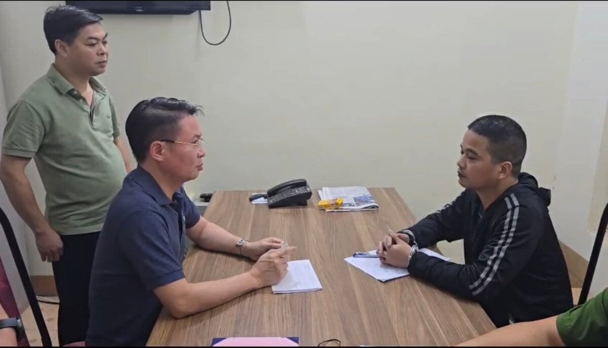 Vụ chồng sát hại vợ và 2 người đàn ông: Xóm trọ bàng hoàng cảnh nạn nhân ôm ngực đẫm máu lao vào sân trọ trước khi gục ngã- Ảnh 1.