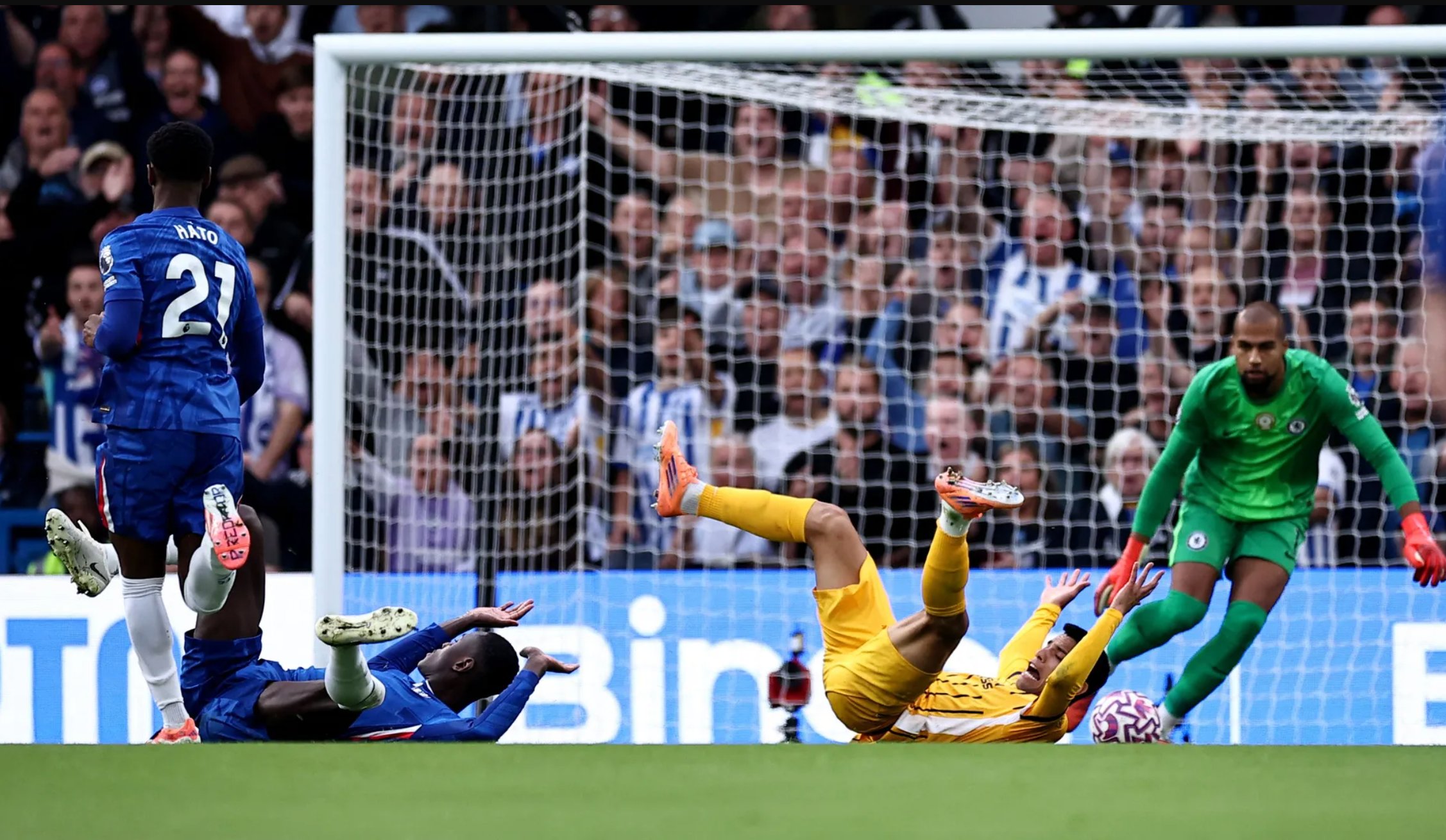 Chelsea thua thảm sân nhà, Liverpool nhận thất bại đầu mùa tại Ngoại hạng Anh - Ảnh 3.
