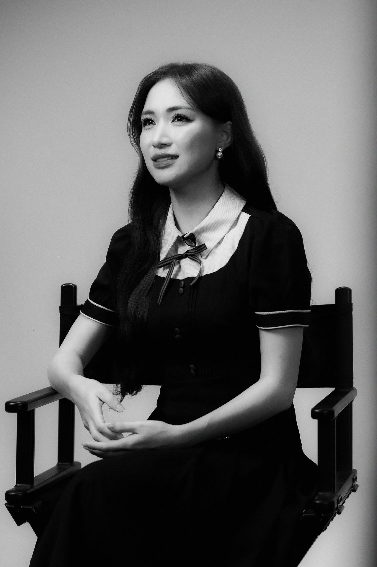 Hoà Minzy lần đầu chia sẻ biến cố ông đột ngột qua đời, khóc nức nở khi thấy giường ông nay chỉ còn di ảnh- Ảnh 2.