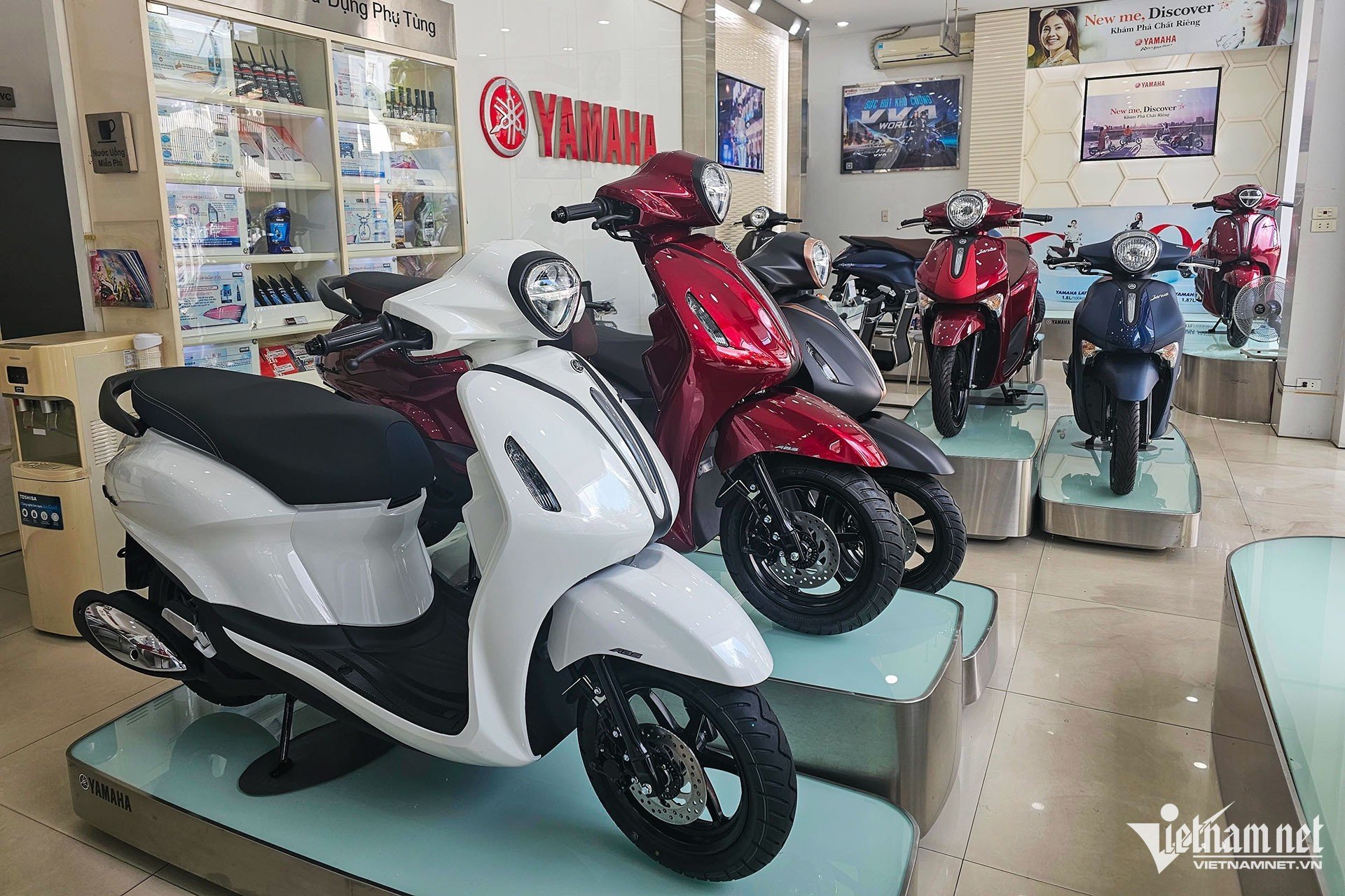 W-xe may Yamaha.jpg