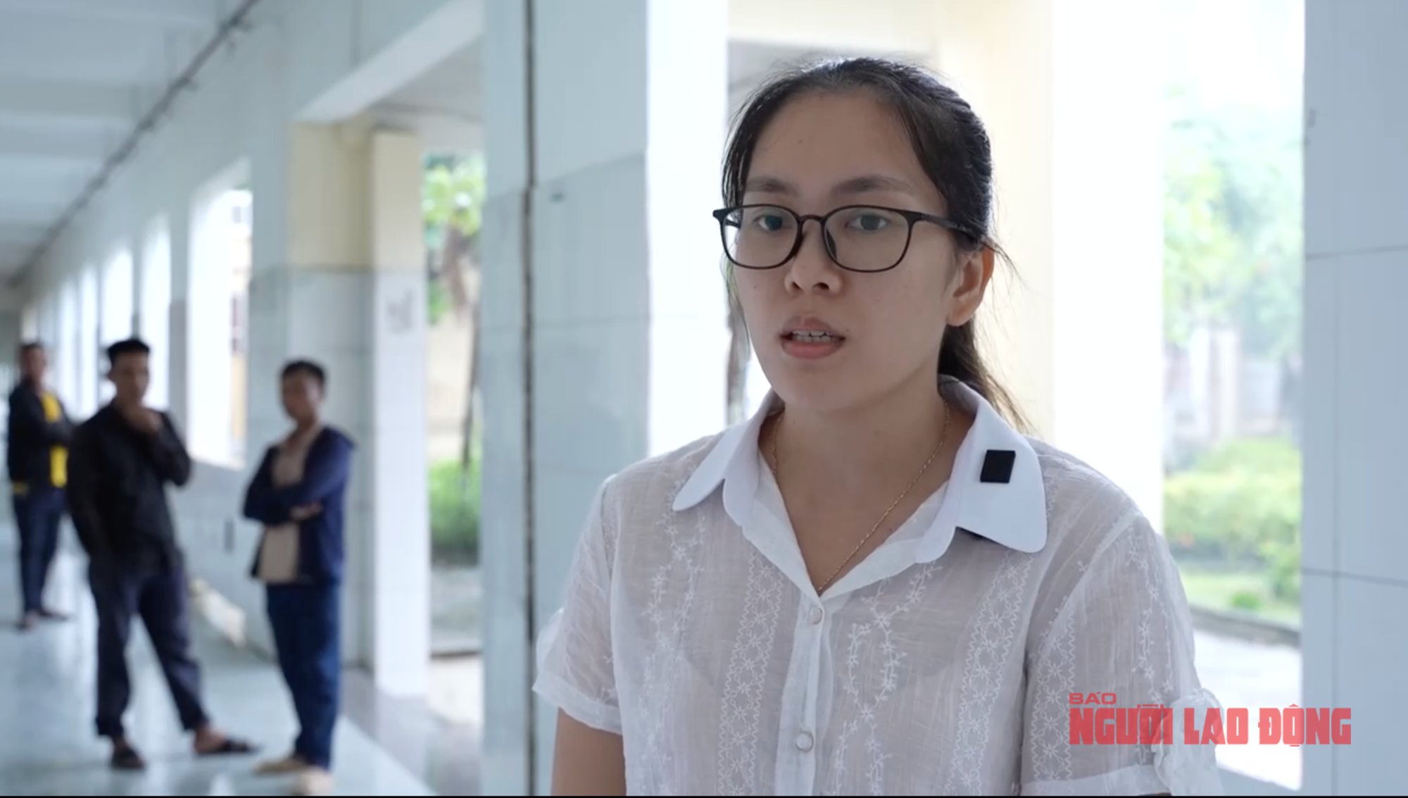 Vụ 40 học sinh nhập viện: Nhân viên y tế 