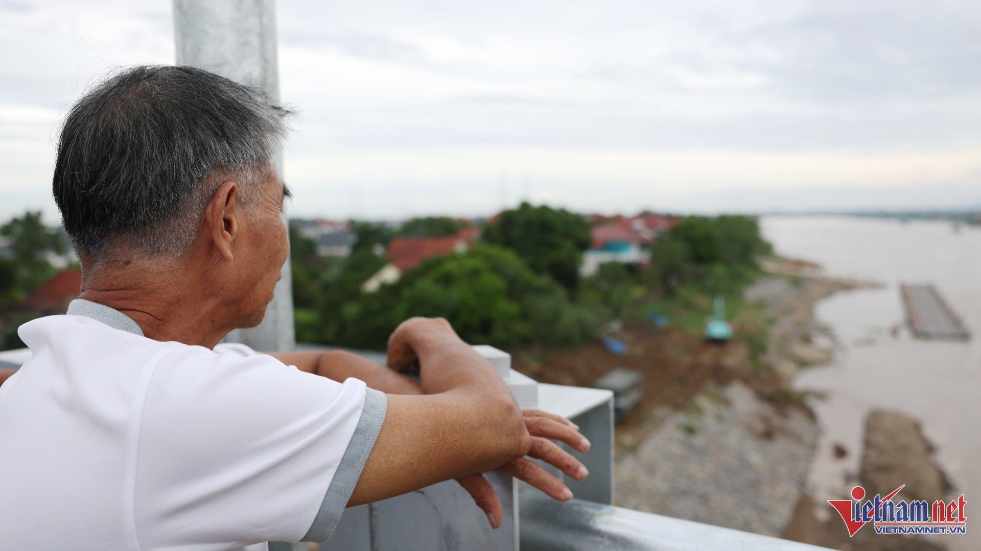 W-thong cau 2.jpg