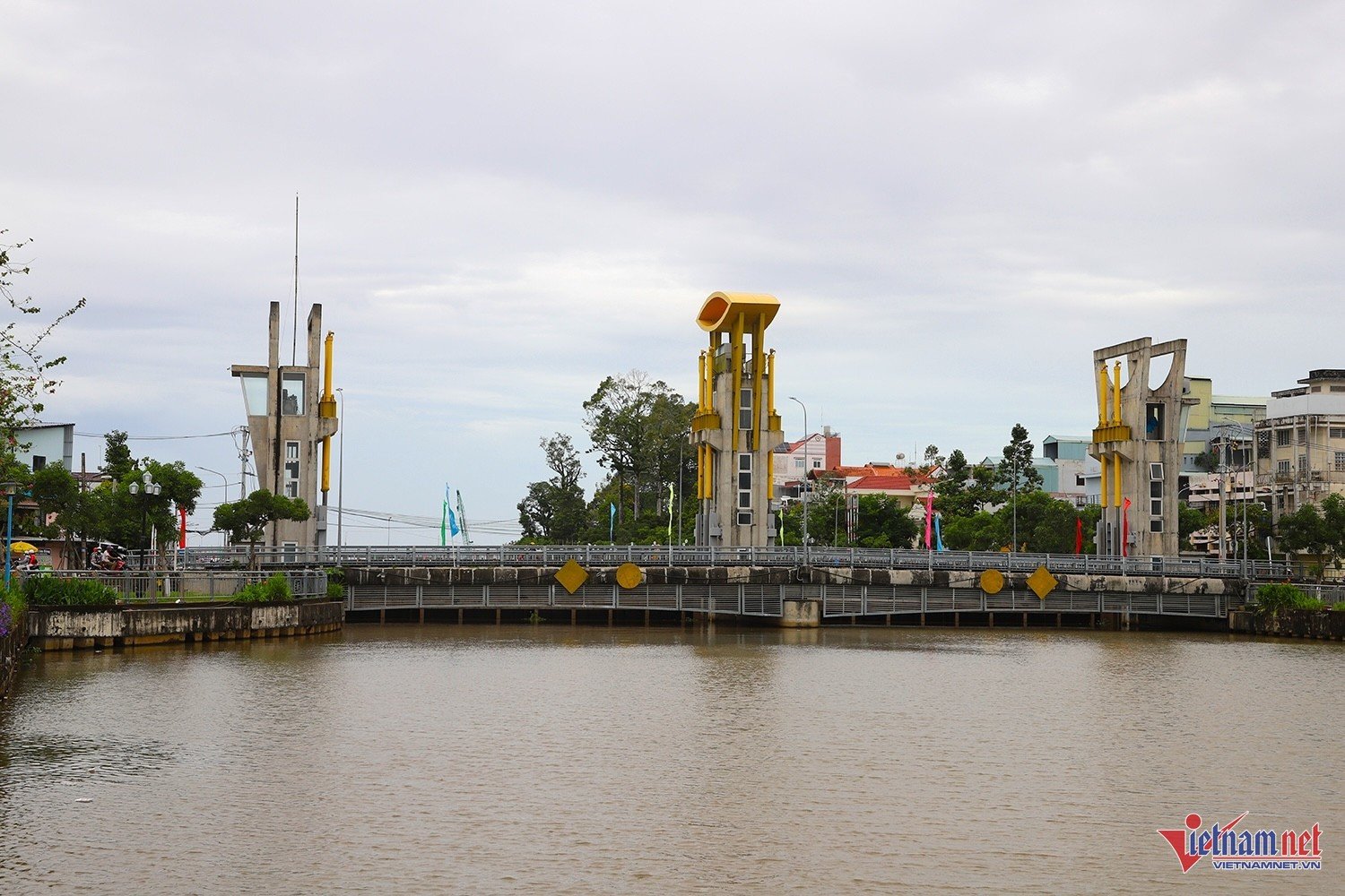W-cầu cống kênh Nhánh.JPG.jpg