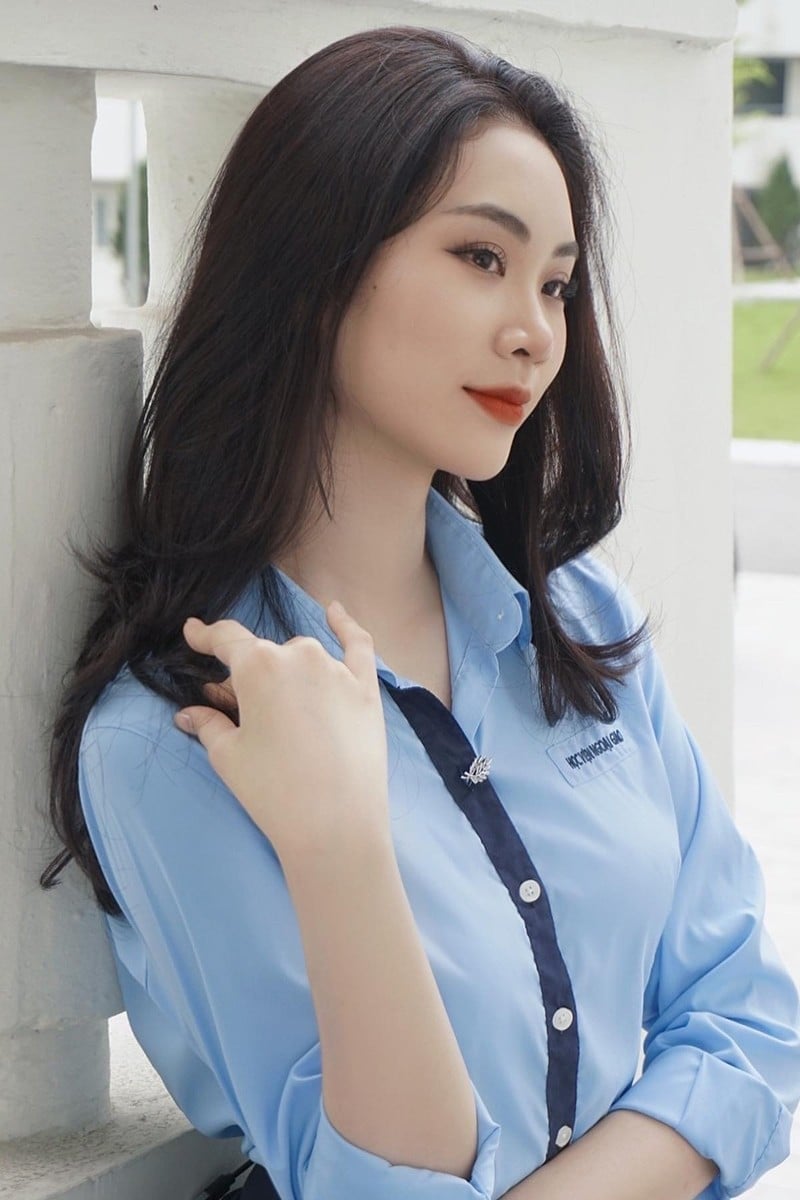 30-1759199688-mc-tung-lot-top-5-hoa-hau-noi-tieng-anh-nhu-gio-tren-vtv-la-ai.jpg