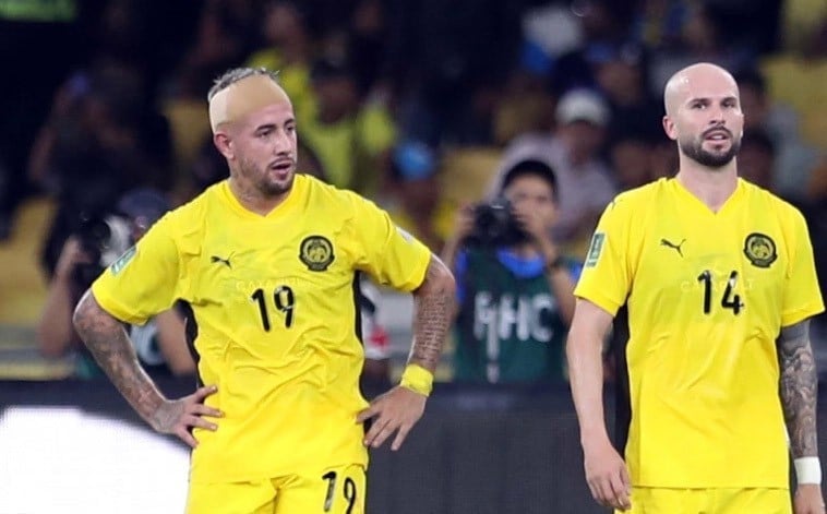 Bóng đá Malaysia lo ngại: FIFA vừa xử thua 0-3 một đội tuyển vì dùng cầu thủ sai tư cách- Ảnh 1.