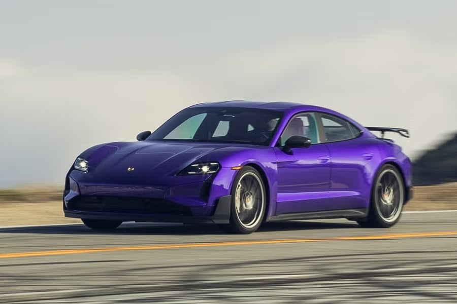 Porsche taycan 2025.avif