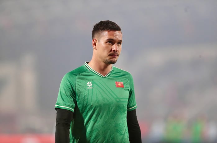 Vì sao Nguyễn Filip, Châu Ngọc Quang bị gạch tên trên tuyển Việt Nam? - Ảnh 3.