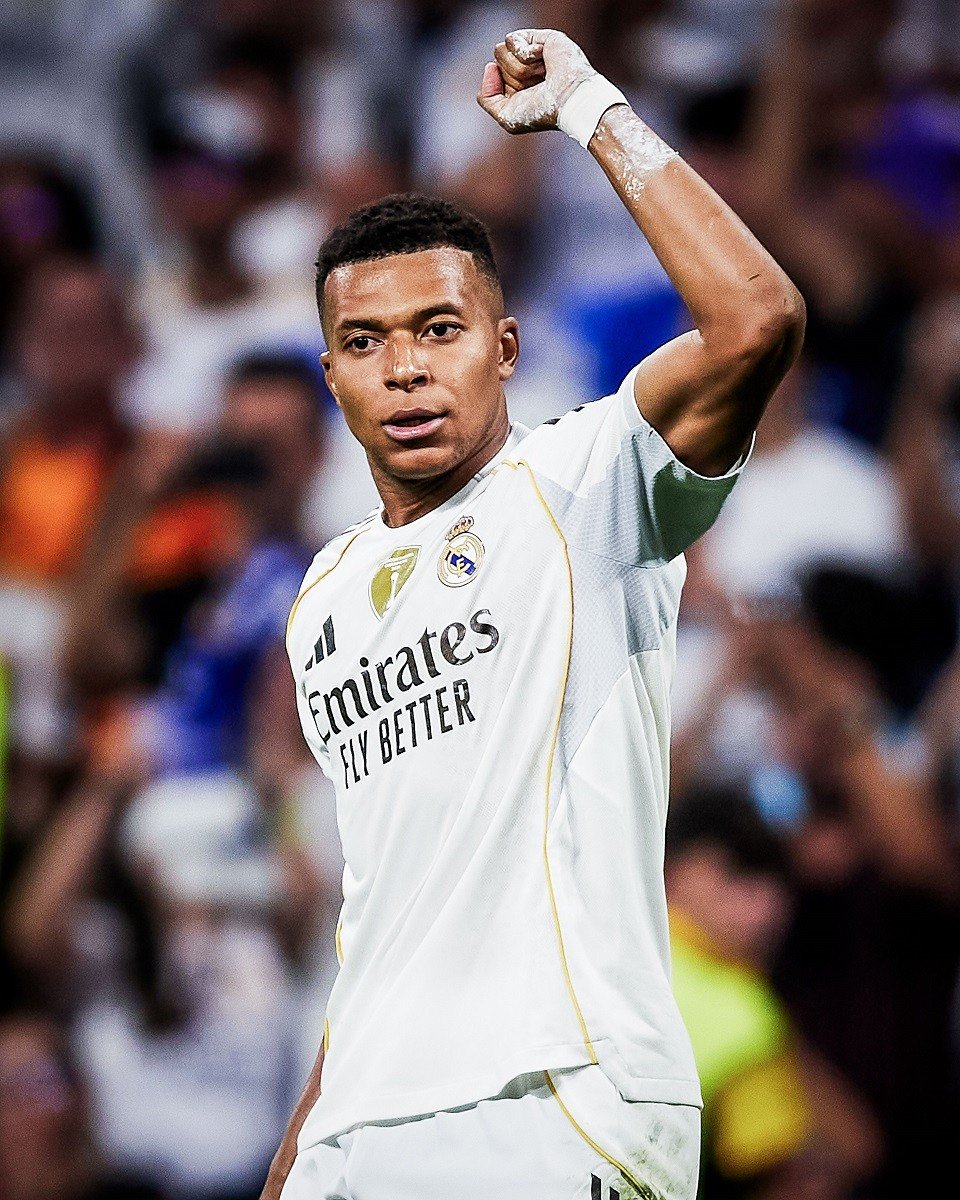 Mbappe BR Football.jpg