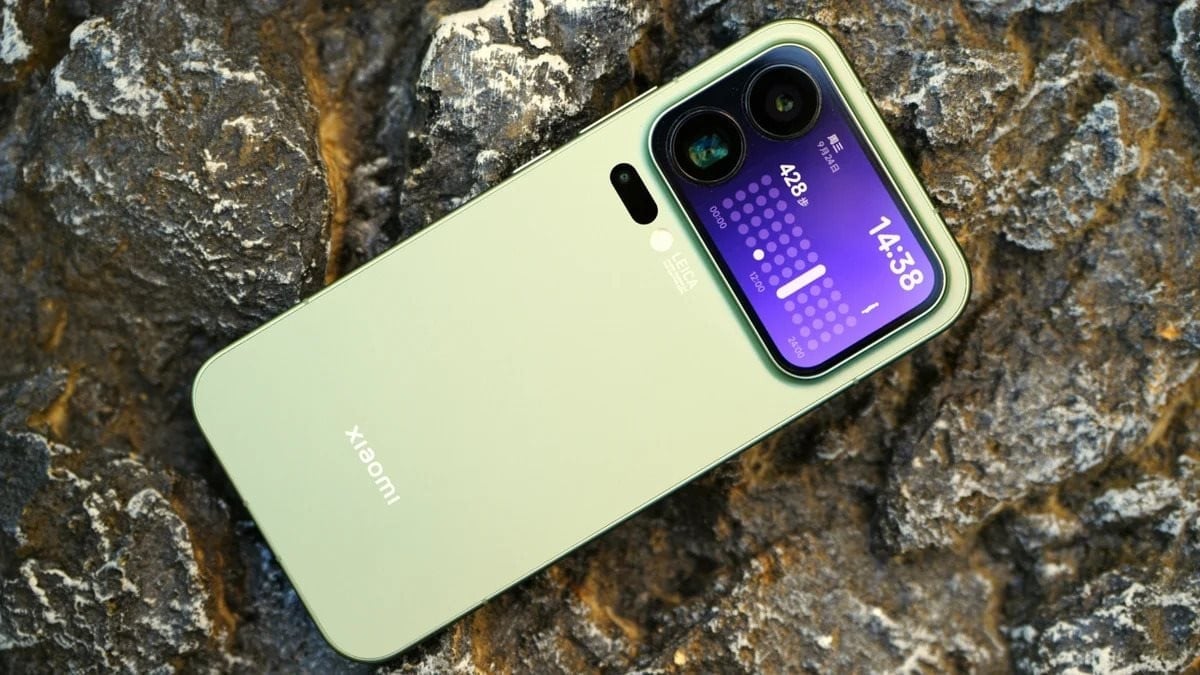 Cạn lời với Xiaomi: Có ai muốn mua một chiếc điện thoại 