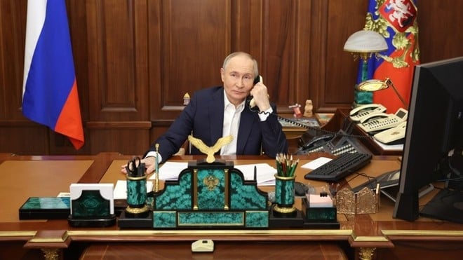 putin khong dung mang xa hoi.jpg