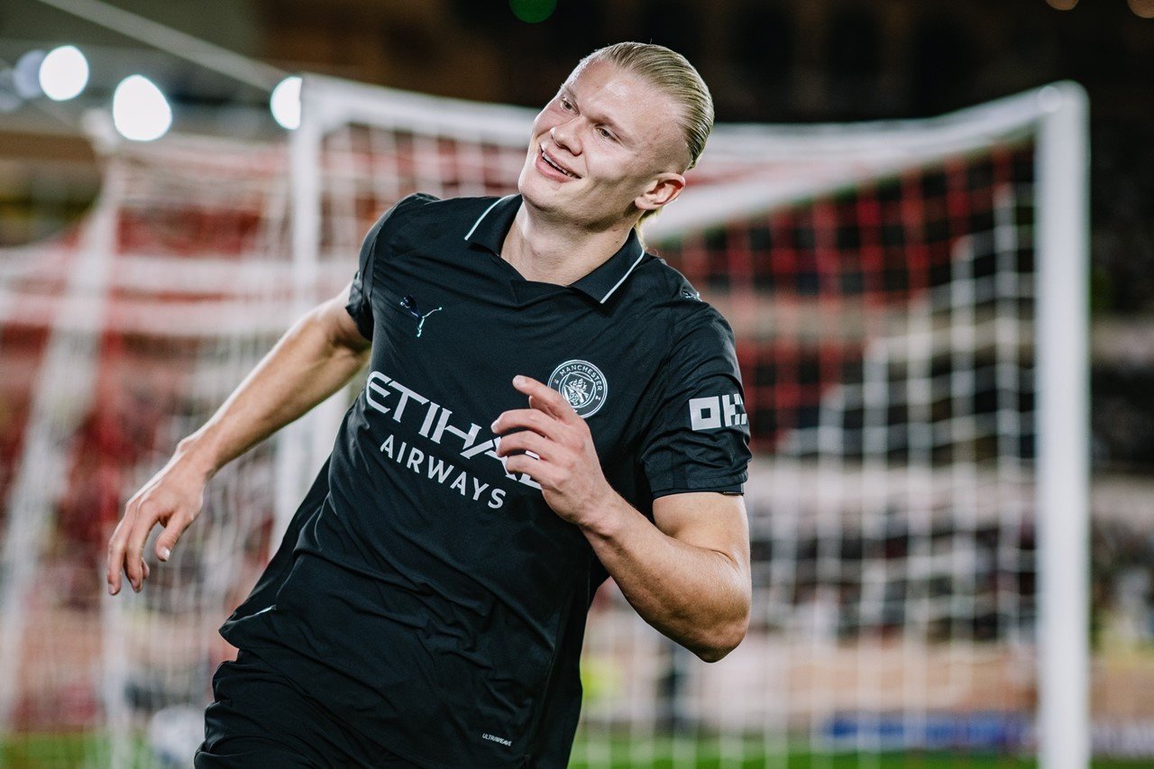 man city haaland 1.jpg