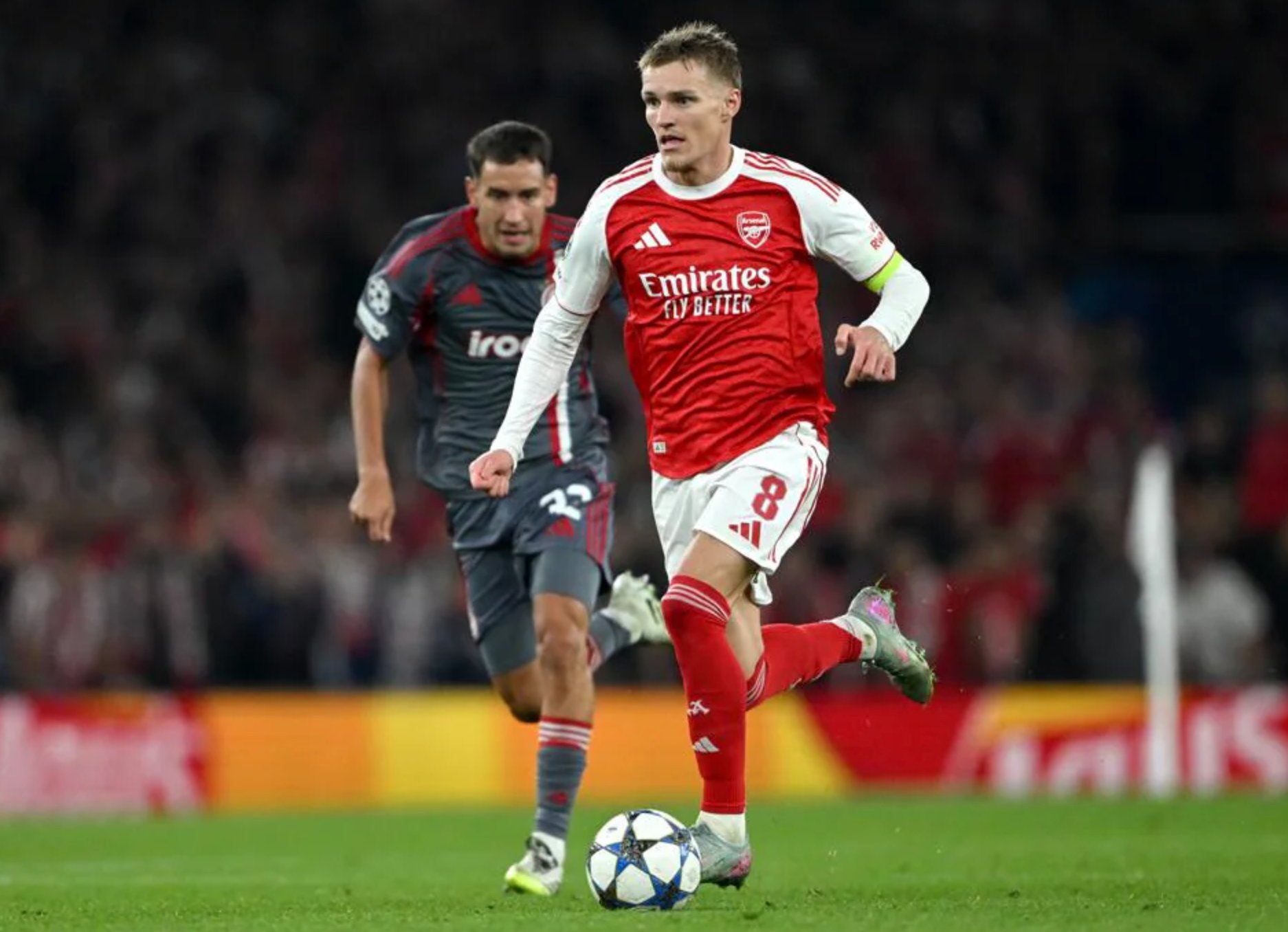 Arsenal đại phá Olympiakos, bay cao Top 5 Champions League - Ảnh 4.