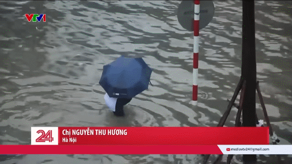 02-1759375216-co-gai-gap-rac-roi-vi-nhan-vo-la-nguoi-trong-clip-viral-cua-vtv.gif