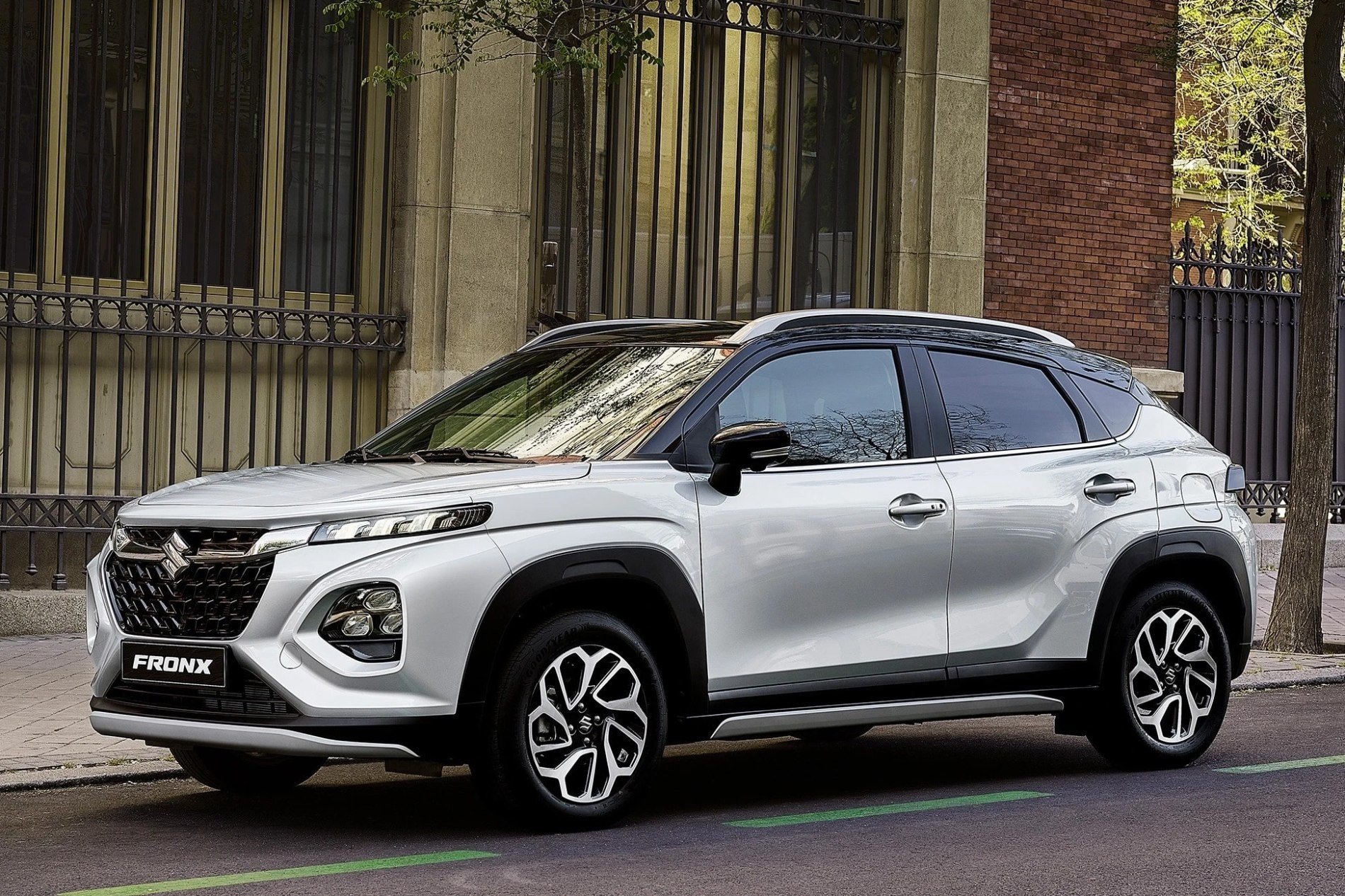 Suzuki Fronx 2.jpg