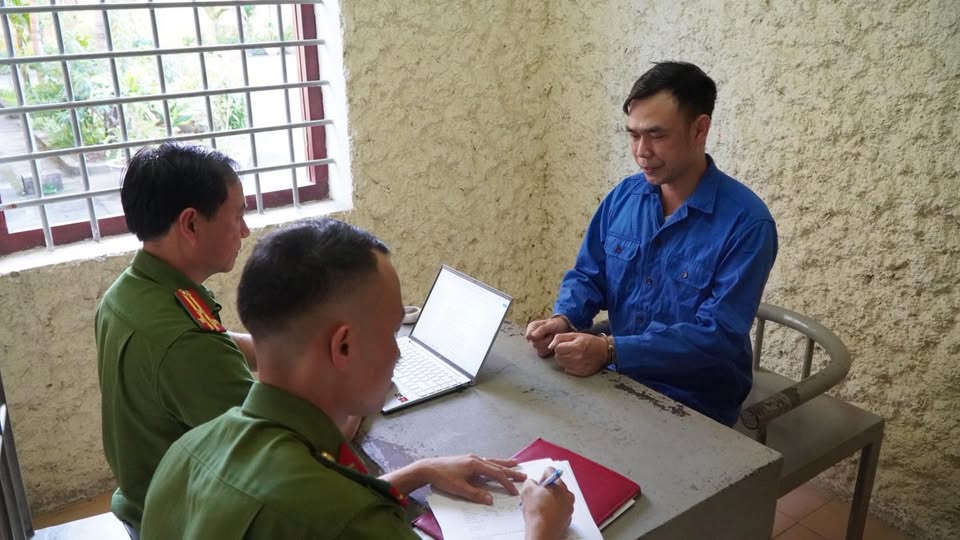 Bắt tạm giam