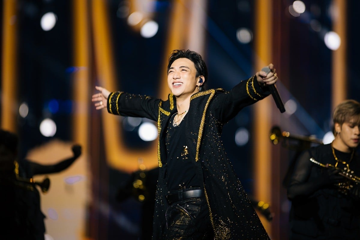 04-1759547397-khach-moi-bi-an-nao-se-xuat-hien-tai-concert-cuoi-cung-trong-nam-2025-cua-soobin.jpg