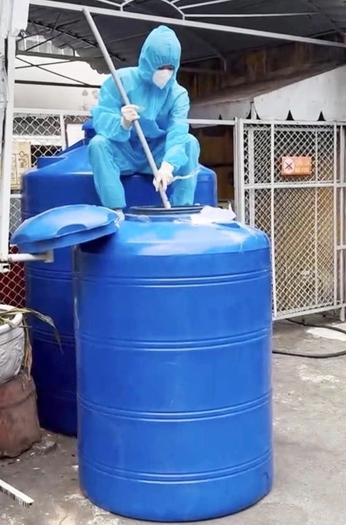 Tú ‘cơ’ buôn ma túy, nhưng thủ sẵn trong người giấy 'đi giao nộp cho công an' - Ảnh 3.