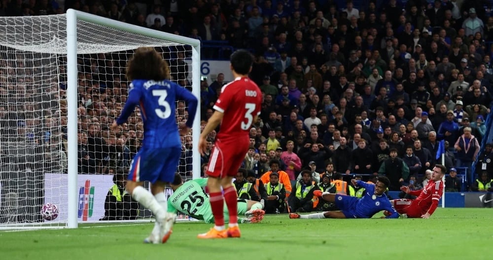 05-1759637158-chelsea-khien-liverpool-lo-dien-ban-the-mong-manh.webp