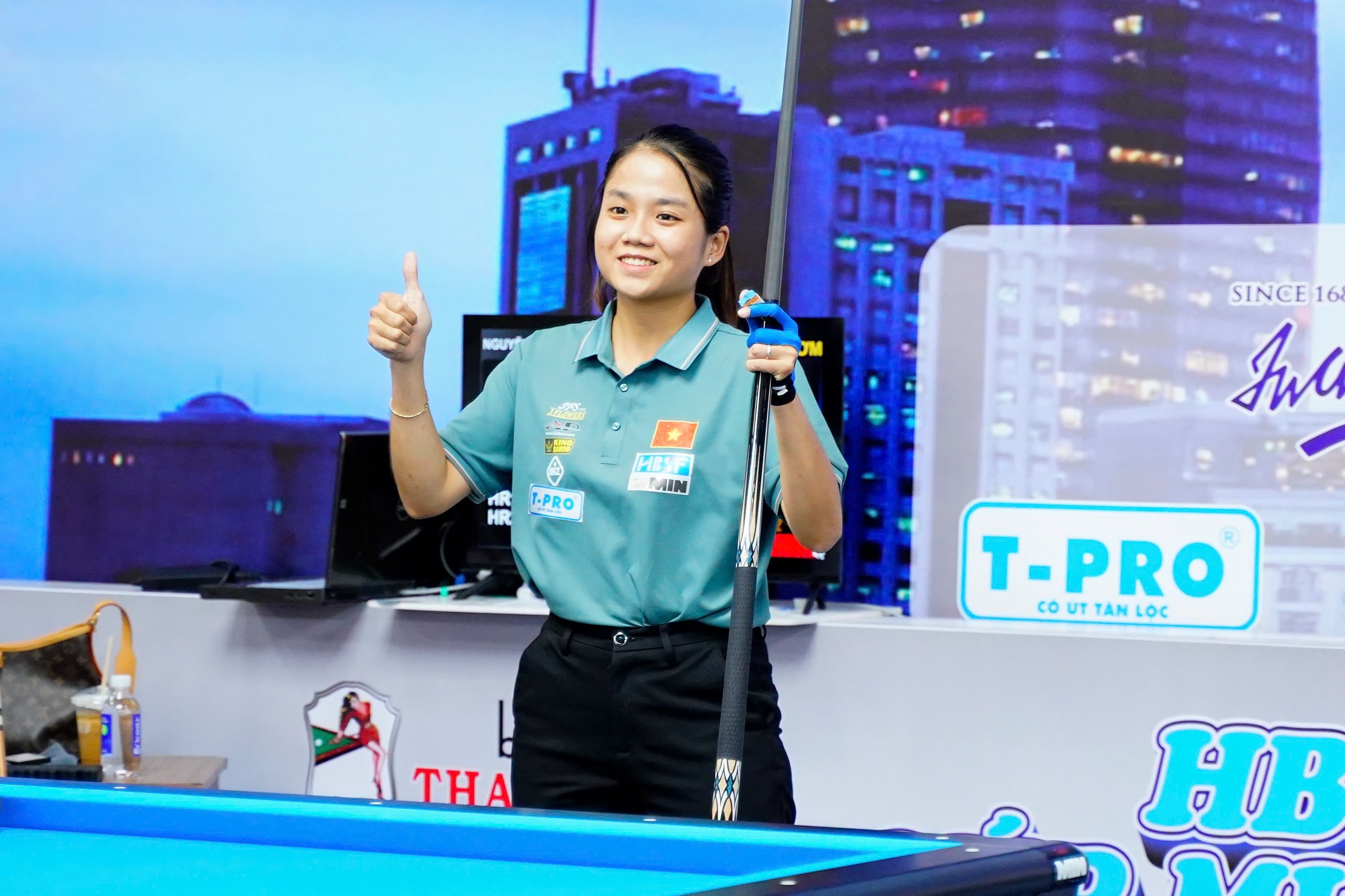 Bao Phương Vinh lần đầu đăng quang carom ba băng HBSF Tour - Ảnh 3.