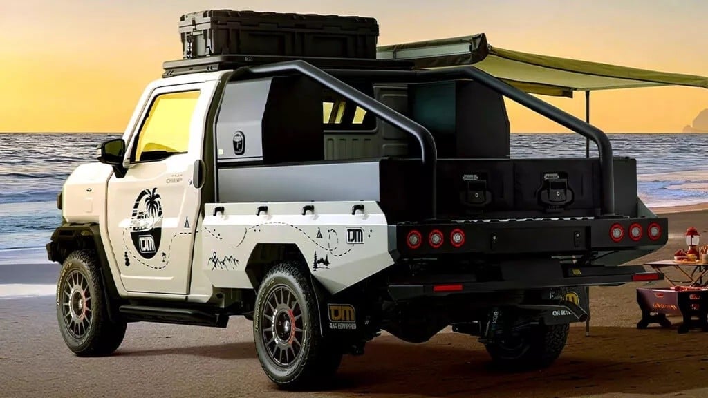 Toyota Hilux ra bản 'tí hon': Trục cơ sở ngắn hơn cả Corolla Cross, siêu thực dụng, đắt hơn Hilux Champ bản thường- Ảnh 2.