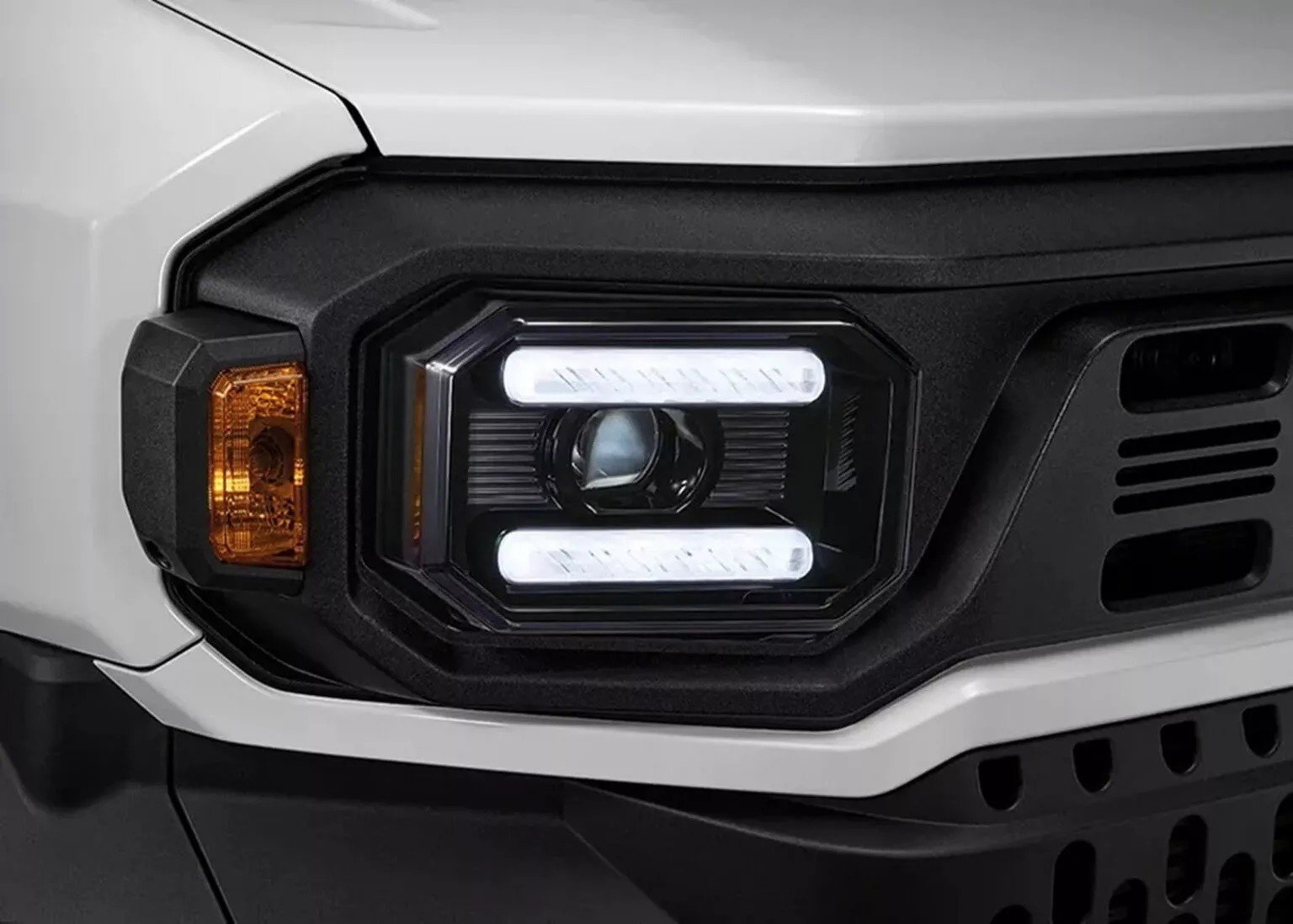 Toyota Hilux ra bản 'tí hon': Trục cơ sở ngắn hơn cả Corolla Cross, siêu thực dụng, đắt hơn Hilux Champ bản thường- Ảnh 7.