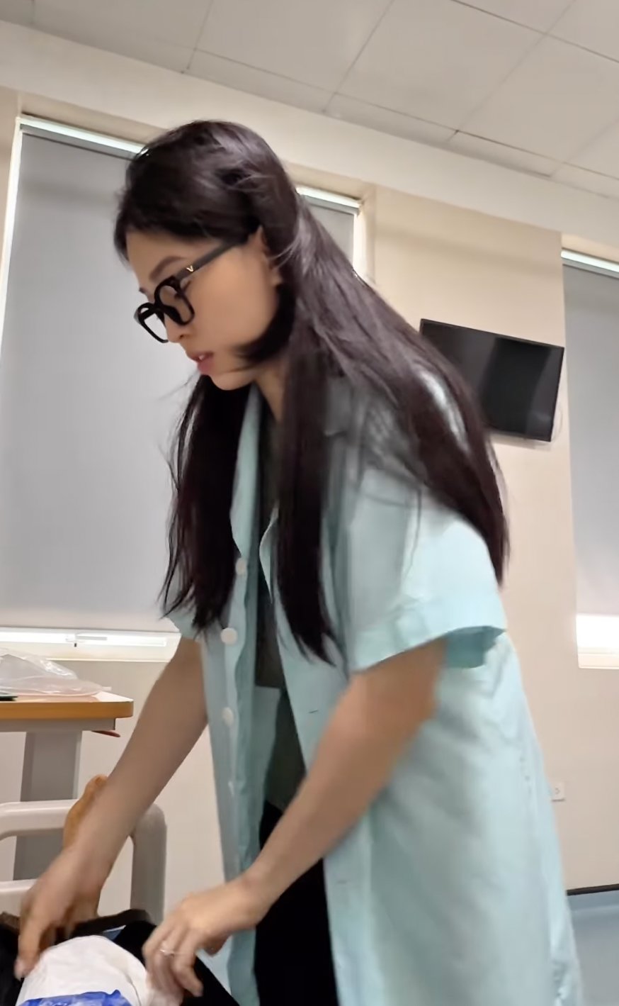 Á hậu Phương Nga bật khóc vì Bình An gặp chấn thương rất nhức nhối trong thể thao- Ảnh 3.