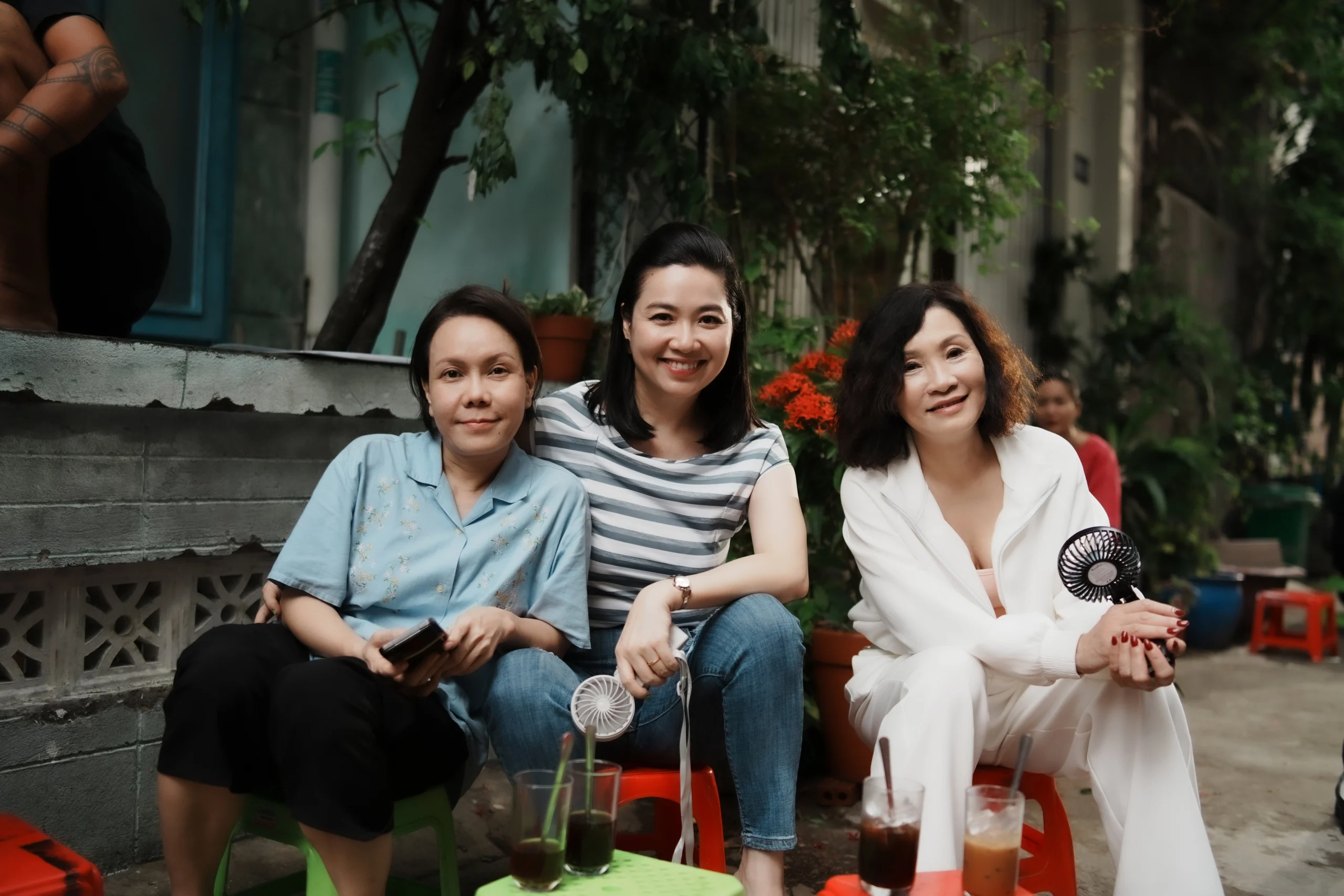 Nghệ sĩ Hồng Đào sẽ không thay con nuôi cháu - Ảnh 6.