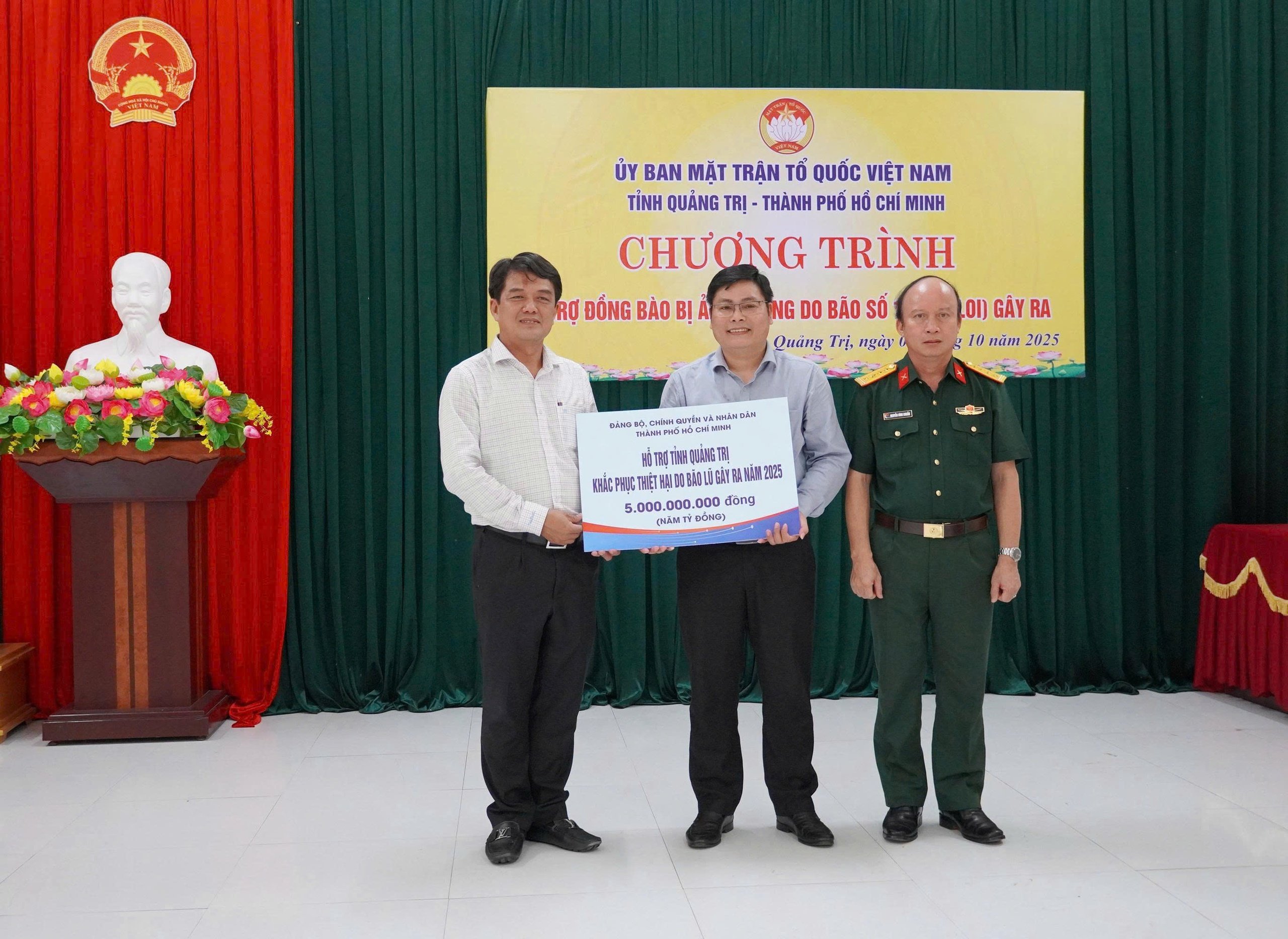 Hạn chế thấp nhất thiệt hại do mưa lũ - Ảnh 1.