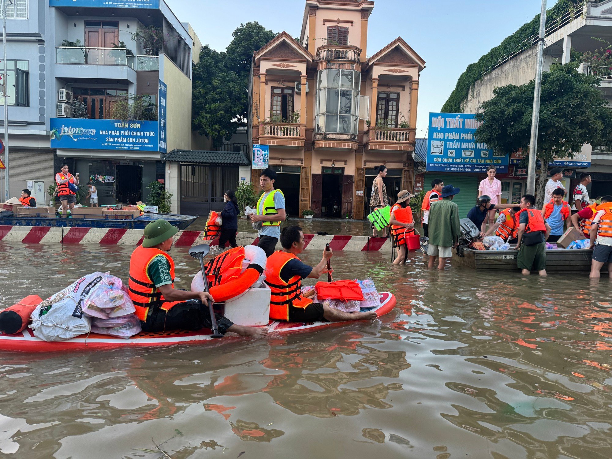 Thái Nguyên và những giọt nước mắt trong lũ dữ: 