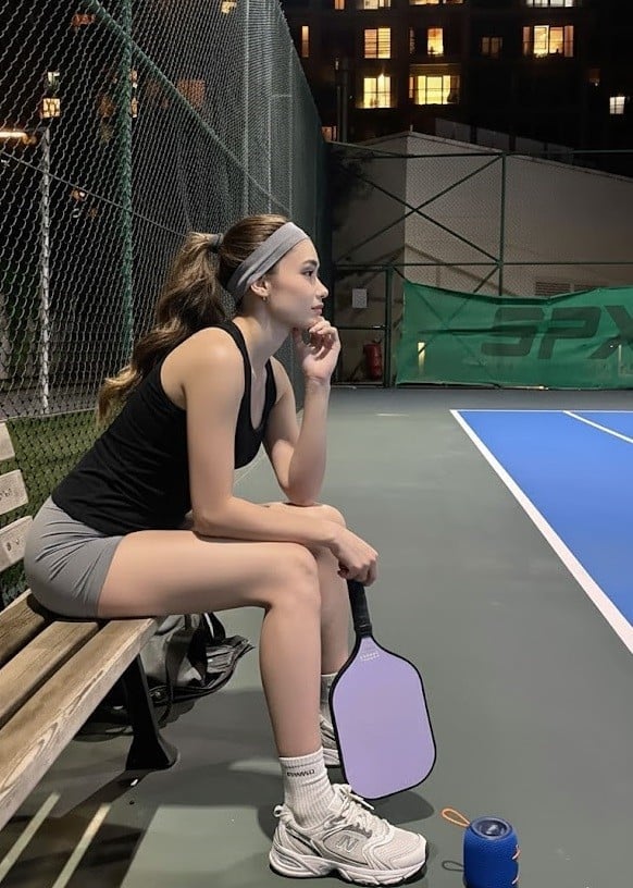 Một lần đổi đội trên sân Pickleball, tôi vô tình nghe được bí mật khiến bản thân rụng rời, không dám coi thường vợ như trước- Ảnh 1.