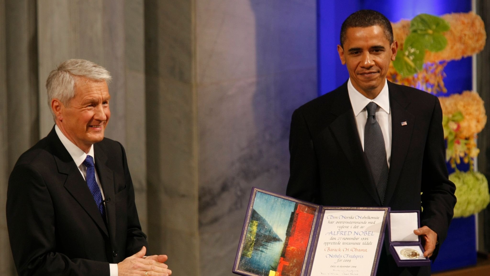 09-1759980952-ong-trump-va-hanh-trinh-khong-ngung-tim-kiem-vinh-quang-nobel-hoa-binh.jpg