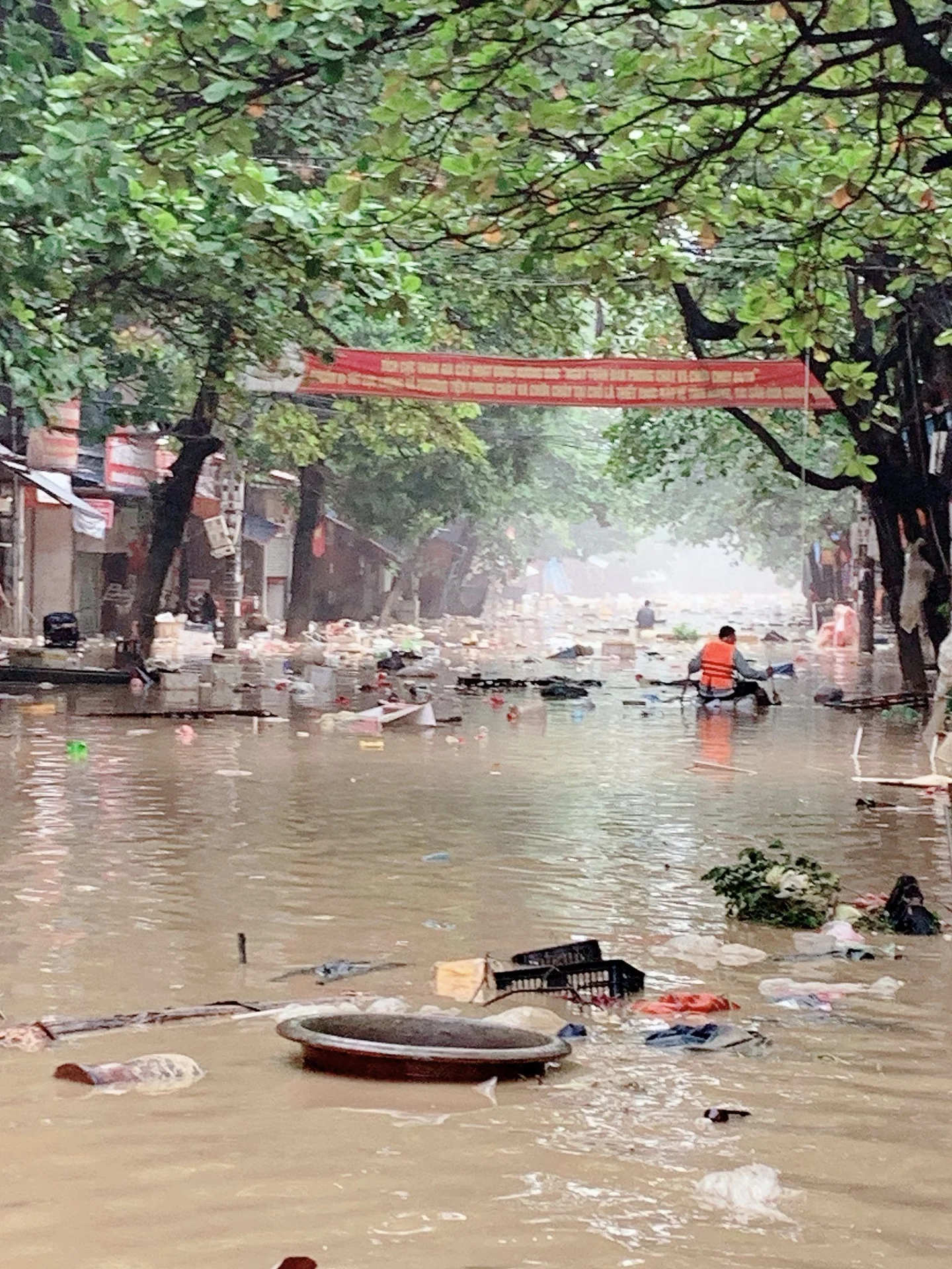 Lũ rút, Thái Nguyên hiện lên với một khung cảnh tan hoang đến xót xa- Ảnh 8.