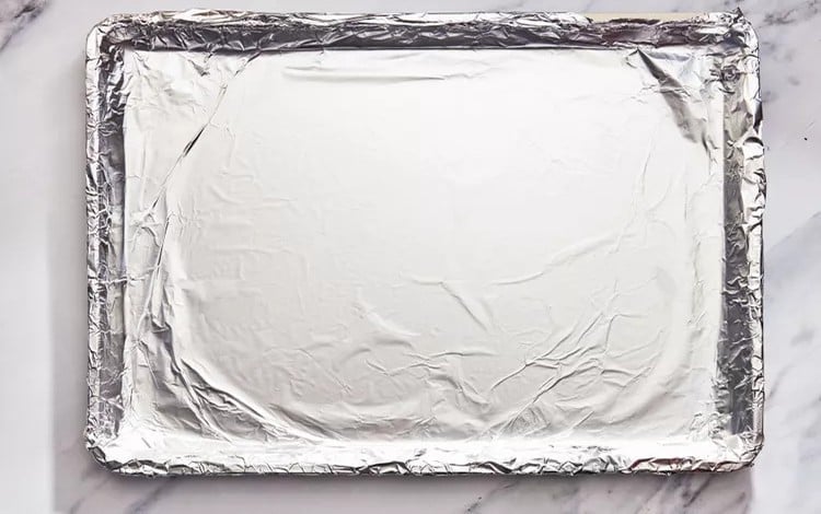 6 kiểu dùng giấy bạc vừa phí đồ ăn lại “phá gan”, hại thận, dễ cháy nổ nhưng cực hiếm gia đình nào chưa từng làm- Ảnh 5.