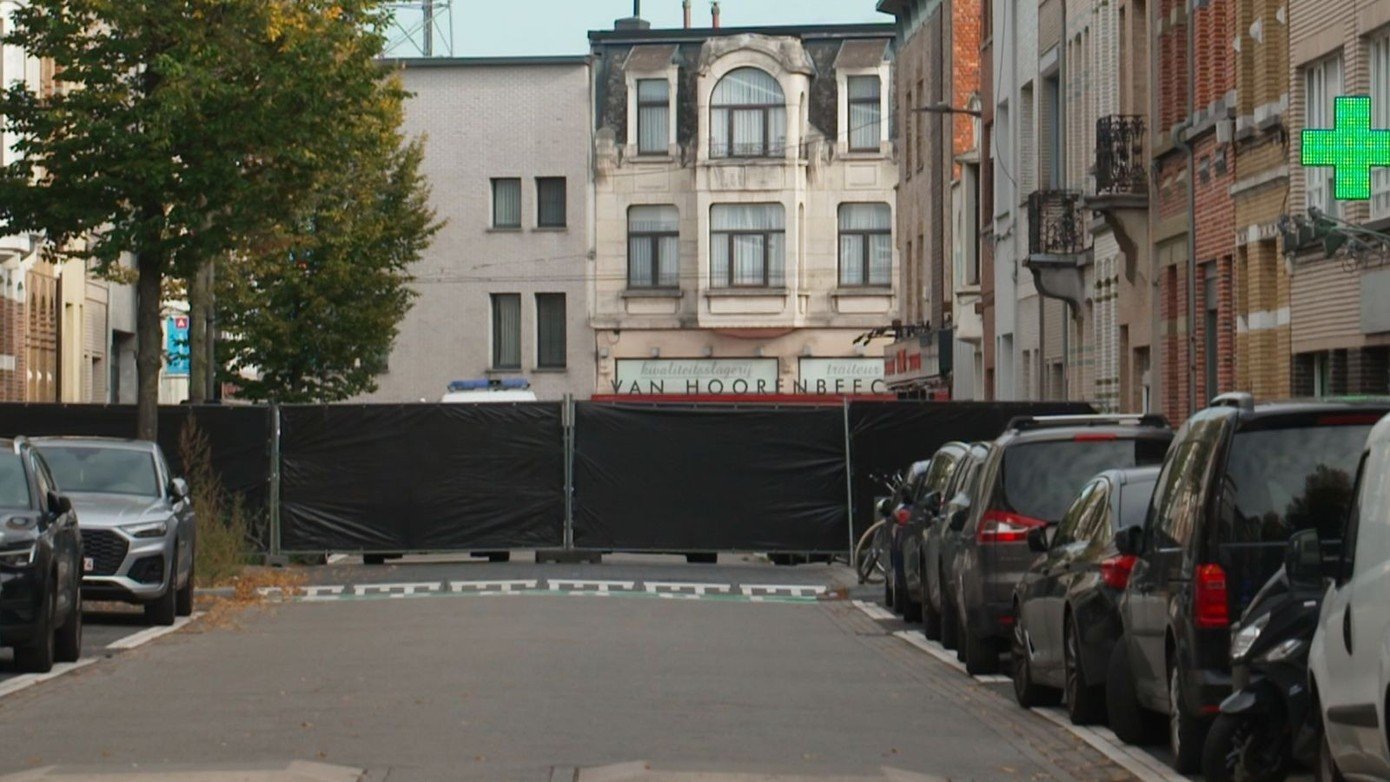 skynews-antwerp-belgium-police-7.jpg