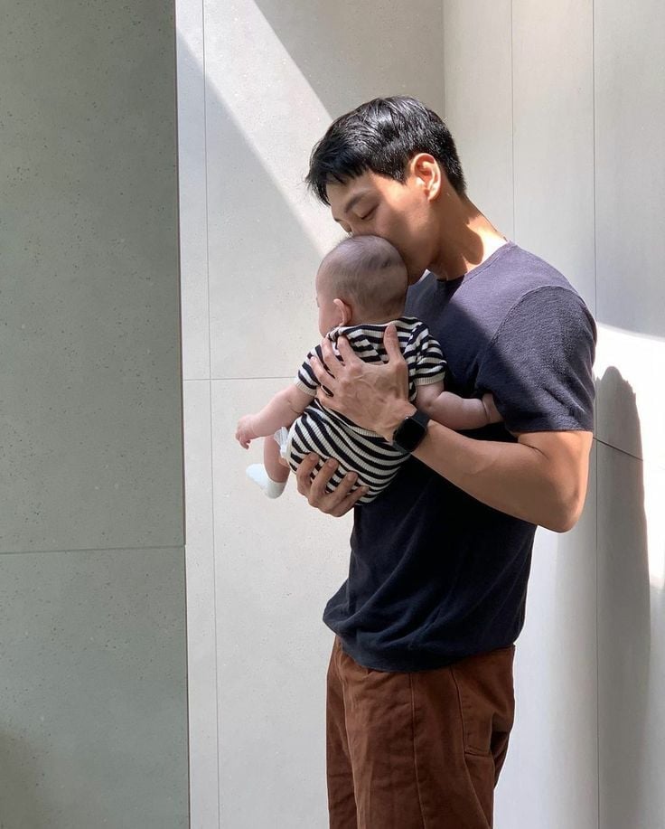 Những lần đứng lên bênh vực con của bố sẽ giúp con mạnh suốt đời- Ảnh 4.