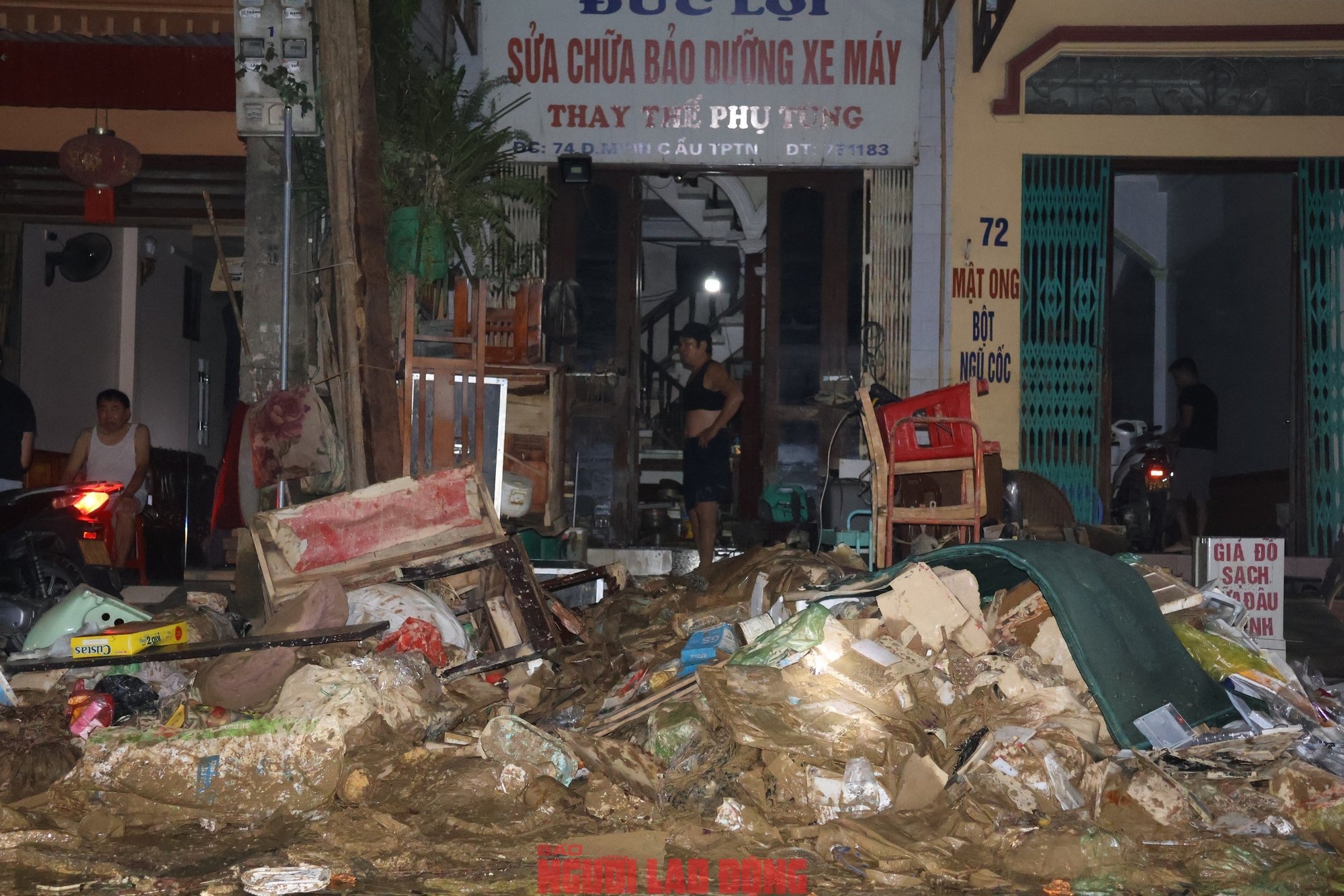 Người dân Thái Nguyên khắc phục hậu quả trận lũ lịch sử chưa từng có - Ảnh 1.