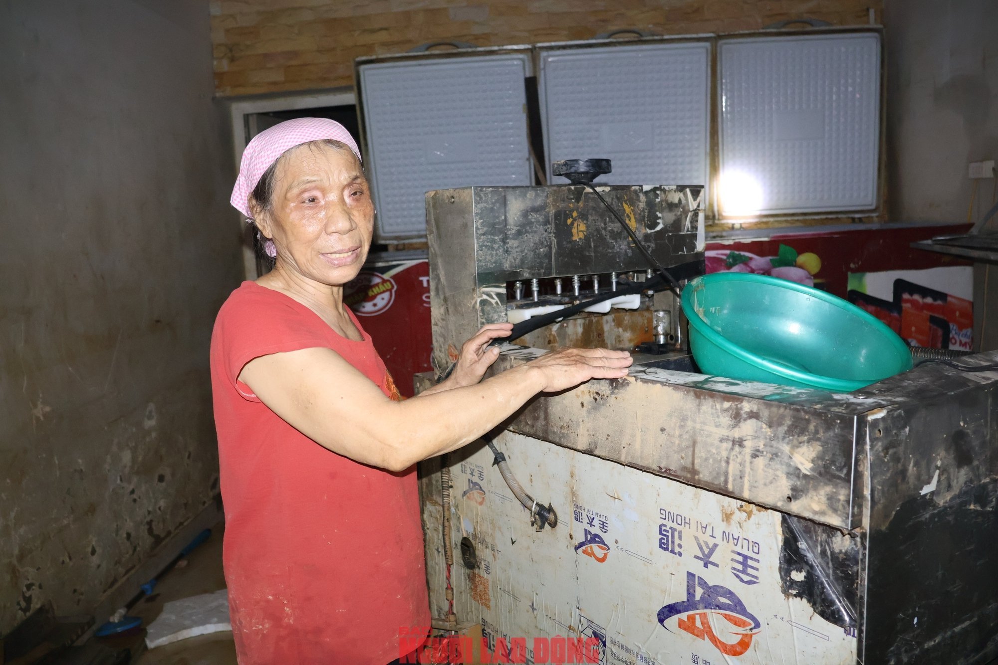 Người dân Thái Nguyên khắc phục hậu quả trận lũ lịch sử chưa từng có - Ảnh 13.
