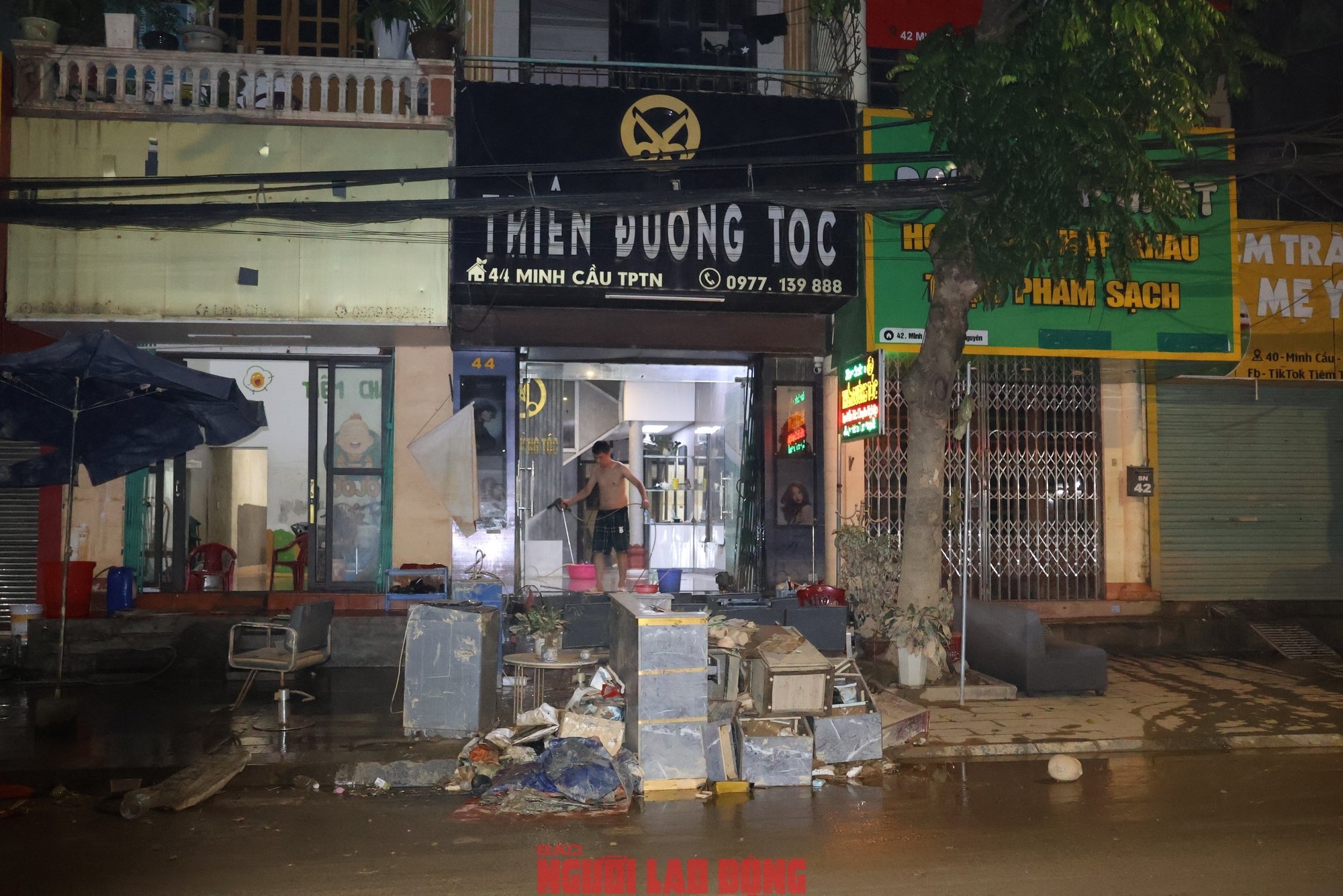 Người dân Thái Nguyên khắc phục hậu quả trận lũ lịch sử chưa từng có - Ảnh 20.