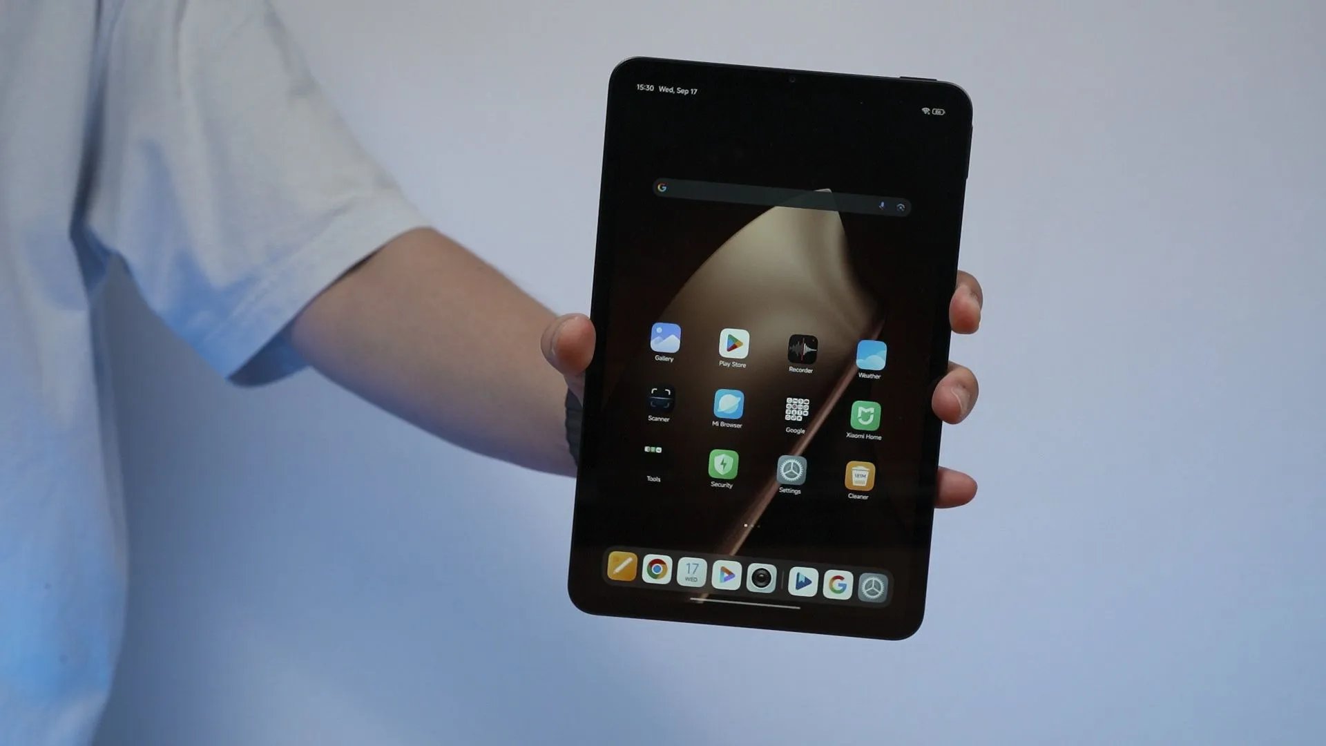 Đây là máy tính bảng Android cỡ nhỏ lật đổ 