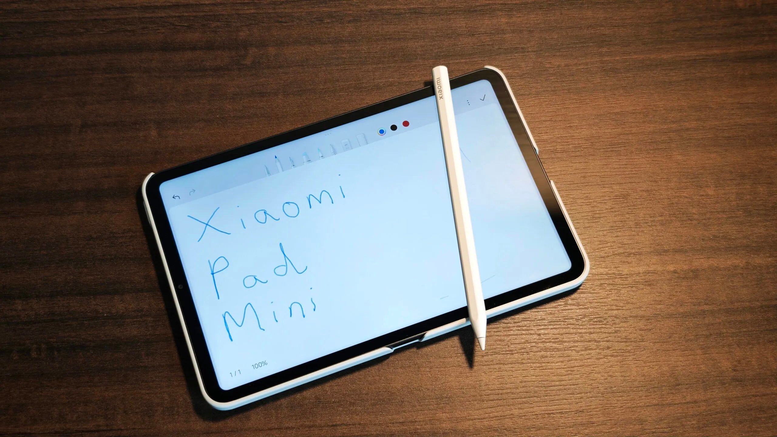 Đây là máy tính bảng Android cỡ nhỏ lật đổ 