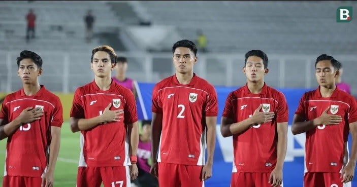 Báo Trung Quốc bất ngờ chế giễu ĐT Indonesia: “Họ chỉ dựa vào may mắn và mối quan hệ” - Ảnh 1.