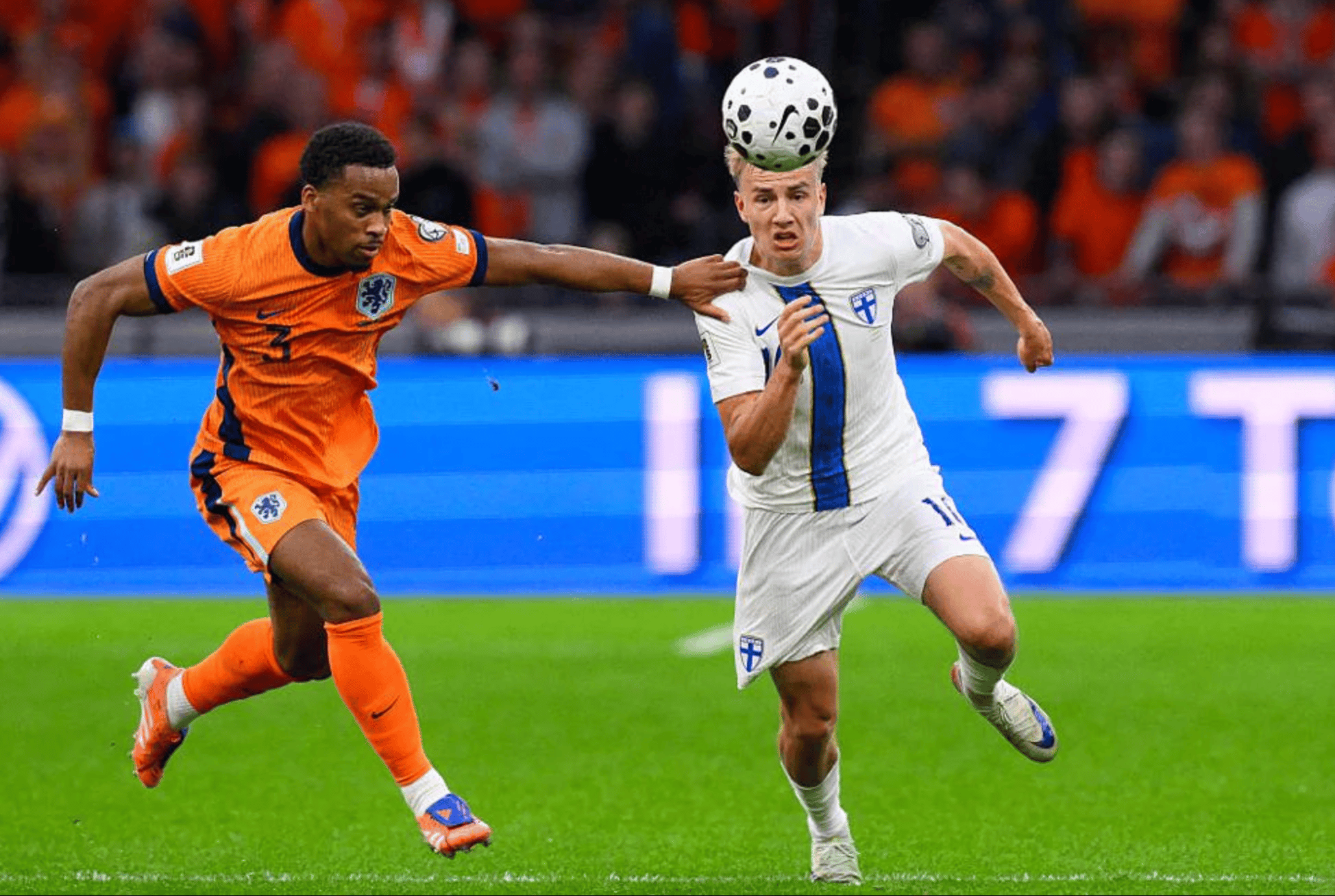 Cựu sao Man United tỏa sáng, Hà Lan tăng tốc cuốn phăng Phần Lan - Ảnh 3.